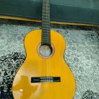 گیتار یاماها c40