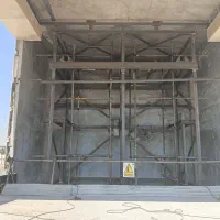 جوشکار اسکلت و درب ریل آسانسور