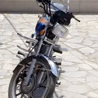 پیشتاز 200