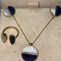 نیم ست طلا با سنگ های زینتی