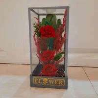 باکس گل شیشه ای مصنوعی مناسب هدیه