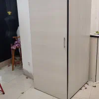 اتاق پرو با لامپ هالوژن