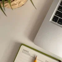 گرافیست عکاس و مسلط ب ai