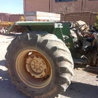 تراکتور و گاوآهن بزرگ|خودرو سنگین|چادگان, |دیوار