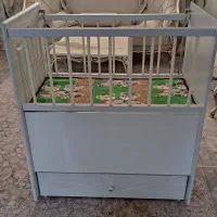 تخت نوزاد متحرک کنار تخت مادر درحد نو|تخت و صندلی بچه|شهریار, شهرک وائین|دیوار