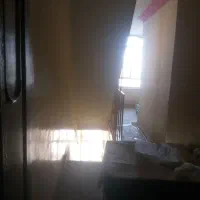 یه خونه در طبقه دو