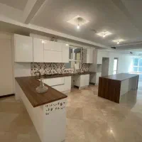 ۲۱۵ متر/اقدسیه/نوساز