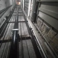 اسانسور وبالابر