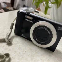 دوربین عکاسی در حد نو