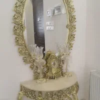 آیینه و شمعدان برنجی