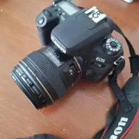 دوربین عکاسی دیجیتال Canon77D