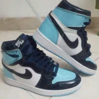 یک جفت کتونی سایز ۳۸