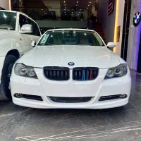 بی ام وه ۳۲۰