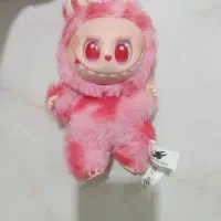عروسک لبوبو