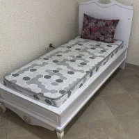 تخت پرده تشک کمد آینه و دراور برند بامبینو سالم|تخت و سرویس خواب|تهران, اختیاریه|دیوار