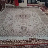 دو عدد فرش . قرمز دستباف  12 متری در حد نو