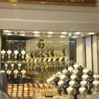 فروشنده طلا