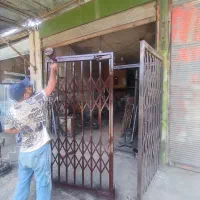 درب و پنجره و حفاظ آکاردئونی|مصالح و تجهیزات ساختمان|ملایر, |دیوار