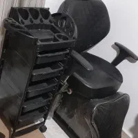 صندلی آرایشگاه  به همراه میز ترولی ۷ کشو سالم|آرایشگاه و سالن‌های زیبایی|چالوس, |دیوار