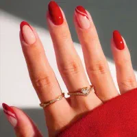 کاشت ناخن با تخفیف ویژه و ترمیم رایگان