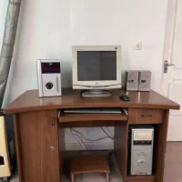 میز کامپیوتر و تحریر