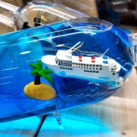 دکوراتیو کشتی شناور