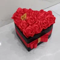 باکس قلبی شیک|گل مصنوعی|گرمی, |دیوار