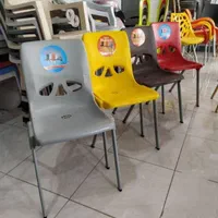 صندلی پلاستیکی باغی مدل ماهور پلاستMahoor