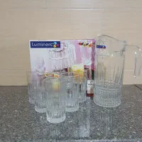 دو دست پارچ و لیوان