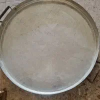 چند تکه وسایل مسی قدیمی