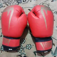 دستکش بوکس و ساق بند