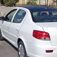 رانا پلاس+پاناروماtu5پلاس6دنده درحد خشک1402|خودرو سواری و وانت|قم, علی آباد|دیوار