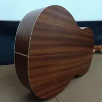 فروش گیتار کلاسیک نو و خوش صدا|گیتار، بیس، امپلیفایر|قائم‌شهر, |دیوار