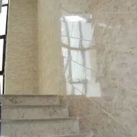 شاگرد برای کاشی کاری