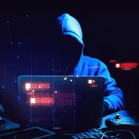 استخدام برنامه نویس