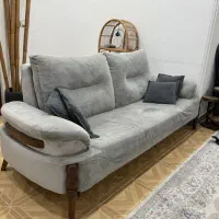 مبل راحتی همراه ۴تاصندلی ۲۰/۰۰۰/۰۰۰تومان|مبلمان خانگی و میز عسلی|لنگرود, |دیوار