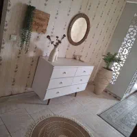 کنسول به همراه آینه