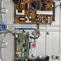 کارآموز تعمیرات برد الکترونیکی