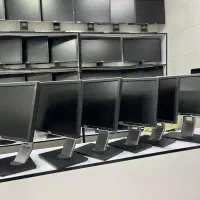 مانیتور استوک در انواع مختلف