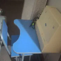 میز و صندلی|میز تحریر و کامپیوتر|صدرا-فارس, فاز ۲|دیوار