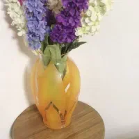 گلدان چک و دوازده شاخه گل فرانسوی