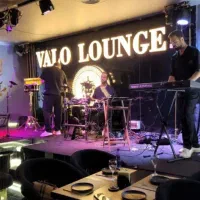 به لیدر (پروموتر) کافه رستوران