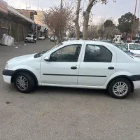 ال ۹۰ رنو L90