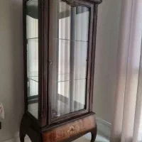 بوفه ایستاده