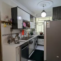 ۸۰ متر دو خواب_بالای همکف_دو بر، نبش
