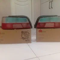 یک جفت چراغ خطر پارس