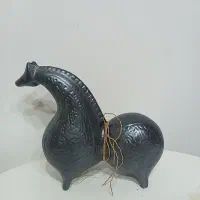مجسمه اسب ققنوس