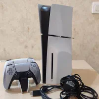 ps5 اسلیم درایو دو دسته به همراه پایه شارژر اصلی