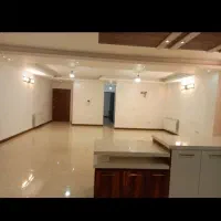 آپارتمان۱۳۰متری خ تهران