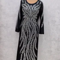 نیازمند یه خیاط نیمه ماهر خانم